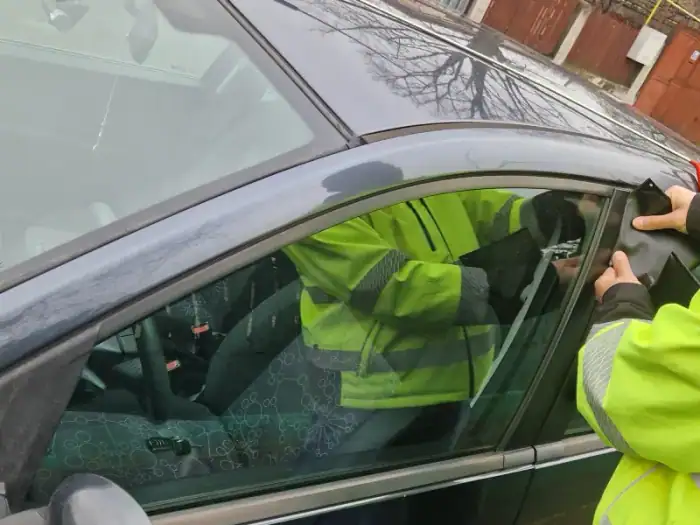 Deblocare auto — intervenție rapidă la fața locului