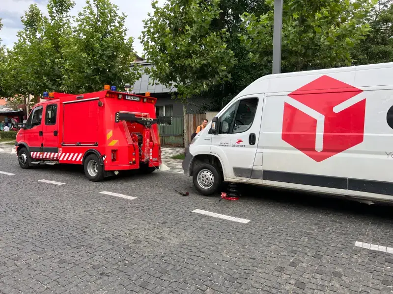 Vulcanizare mobilă — schimb roată pe loc în București